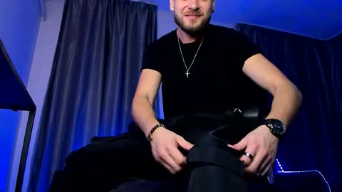 Paris online show from October 31, 8:42 pm