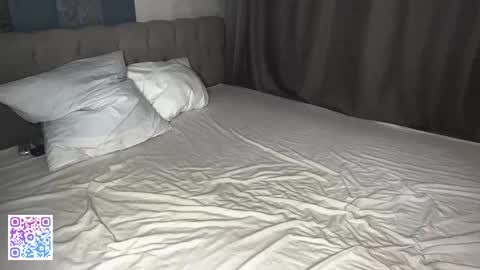 Stacy online show from April 12, 3:49 pm