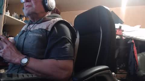 pascal88881 online show from January 6, 10:47 pm