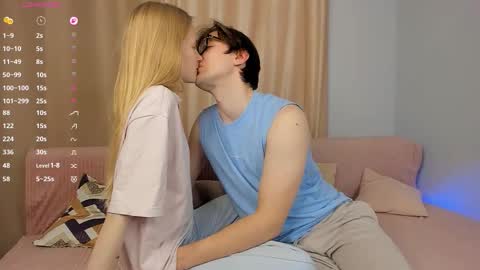Snapshot of passionbond chatting on October 24, 1:34 pm We Katrin and Moris online show from October 24, 1:34 pm