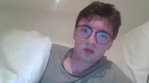 patat1996 online show from April 15, 2:59 am