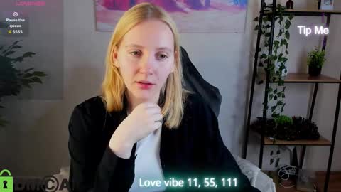 patr1cia_hart online show from January 7, 1:10 am