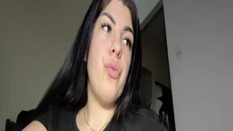 Patricia online show from April 17, 5:26 pm