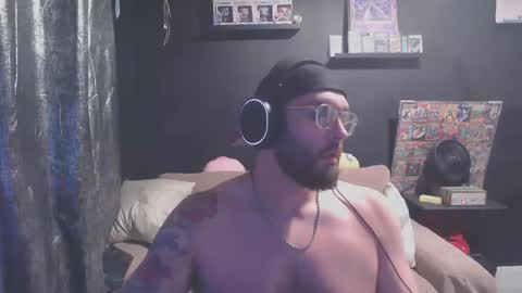 patrickmorris92 online show from March 19, 8:25 pm