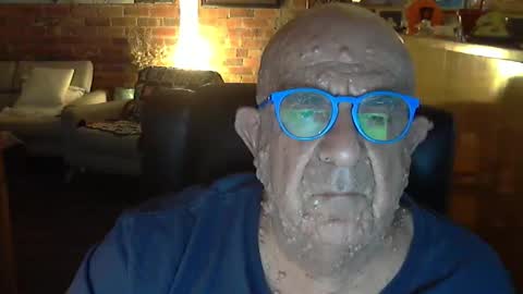 patvac online show from December 18, 1:06 pm