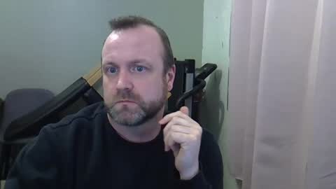 paul_boro online show from February 19, 10:42 pm