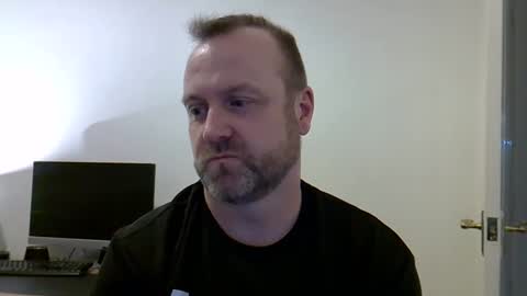 paul_boro online show from February 27, 9:14 pm