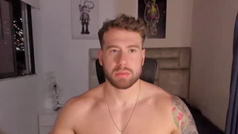 PAUL ROGER online show from January 11, 12:38 am