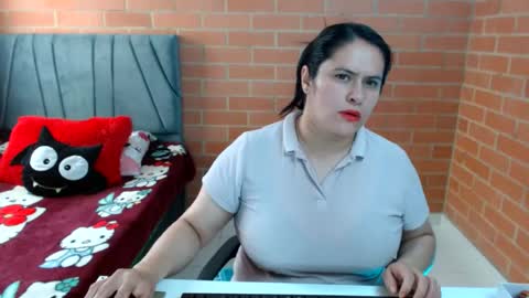 paula__117 online show from July 10, 8:57 pm