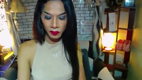 paulaontop online show from December 4, 4:32 pm