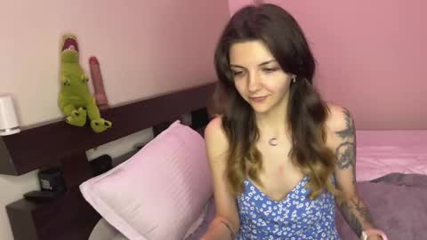 Isla  Chase online show from February 23, 3:29 pm