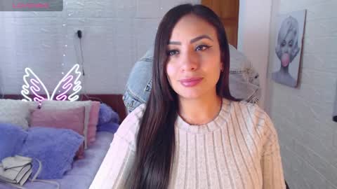 paulina online show from April 5, 5:32 pm