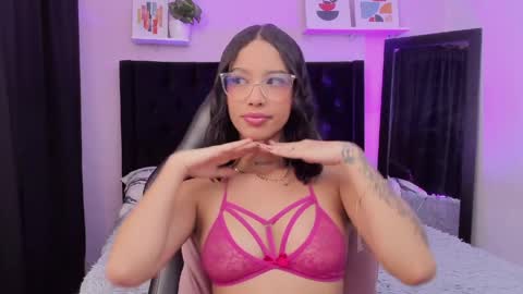 PAULINA  online show from April 10, 8:46 pm