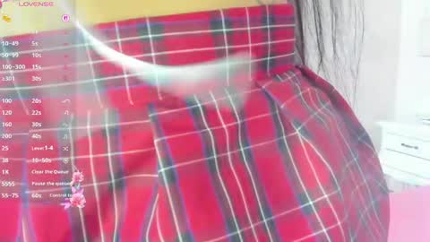 paulina lux online show from April 10, 9:41 pm