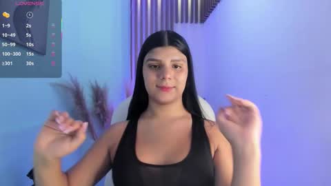 Paulina Belle online show from November 26, 4:15 pm