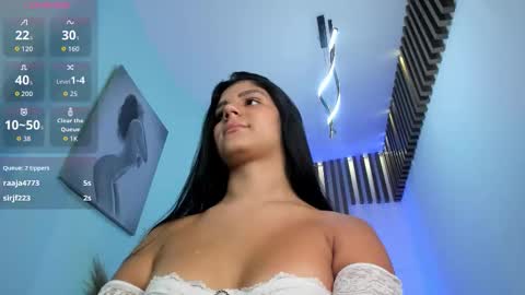 Paulina Belle online show from October 26, 1:23 pm