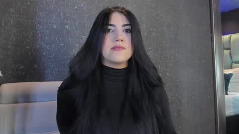 Paulina online show from March 25, 12:45 pm