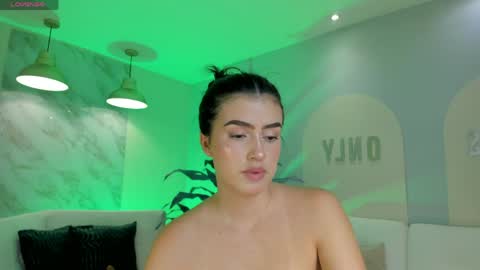 Paulina Santos  online show from March 17, 7:19 pm