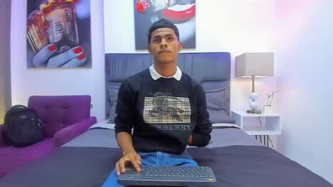 Snapshot of paull_cassidy chatting on September 30, 9:14 pm Paull Cassidy online show from September 30, 9:14 pm