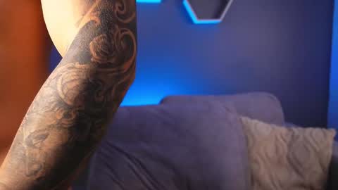 Paul Phoenix online show from February 12, 10:24 pm