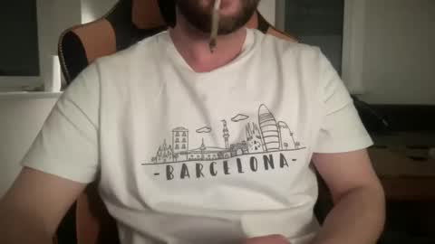 love bush online show from December 18, 7:20 pm