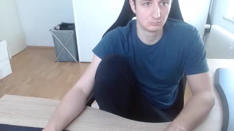 Paul online show from January 7, 11:15 am