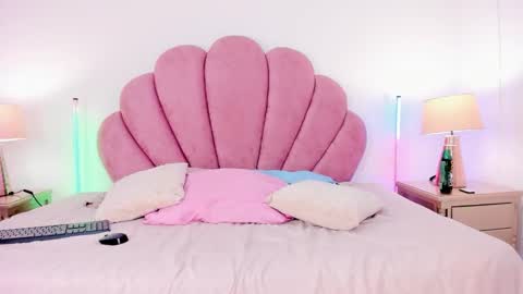 PaytonFerrara online show from February 19, 2:22 am