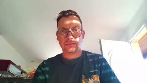 pchittt online show from October 30, 3:23 pm