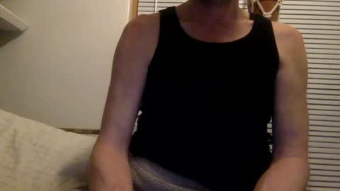 Snapshot of pea23 chatting on February 26, 10:04 pm pea23 online show from February 26, 10:04 pm