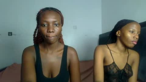 peach_ebonny online show from June 12, 5:56 pm