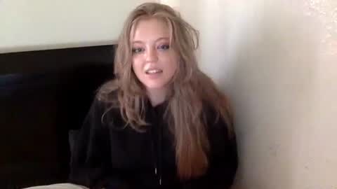 Snapshot of peachritual chatting on October 17, 10:58 pm PeachRitual online show from October 17, 10:58 pm