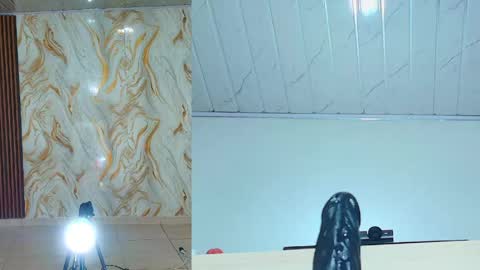 peachy__baby online show from May 22, 11:28 am