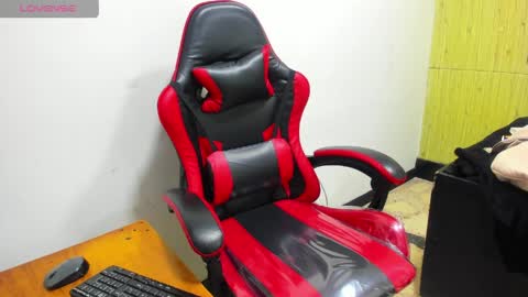 Peachy   online show from April 5, 4:42 am