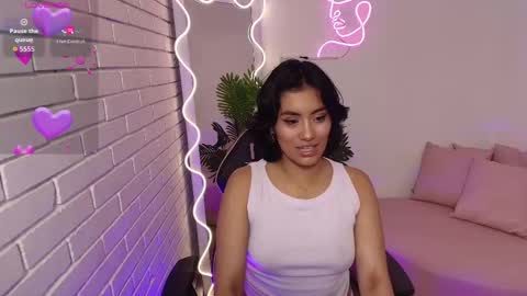 peachy_tay online show from November 21, 12:36 pm