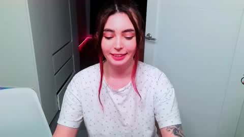 Peachy online show from February 7, 8:01 pm