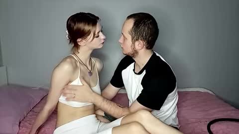 Rina and Max online show from January 8, 7:31 pm