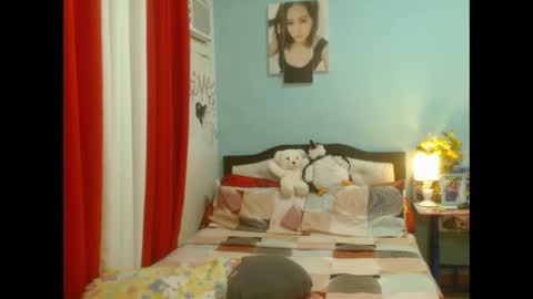 pearlaofasia21 online show from January 6, 10:46 am