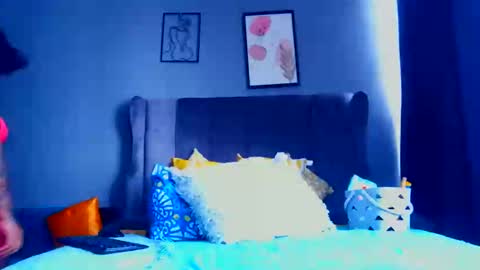 Pearl online show from October 31, 12:38 pm