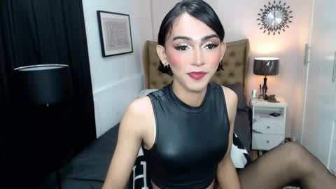 Pearl online show from February 9, 3:12 pm