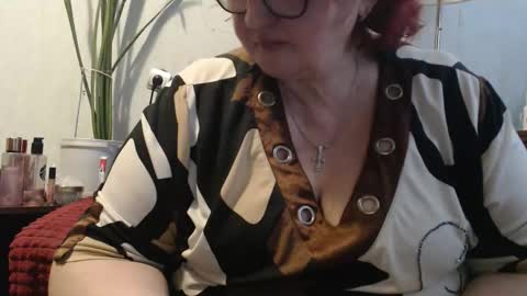 PeggySoft online show from April 13, 3:49 pm
