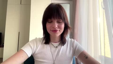 Lolly online show from November 28, 9:49 am