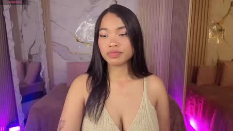 penelope online show from April 22, 3:35 am