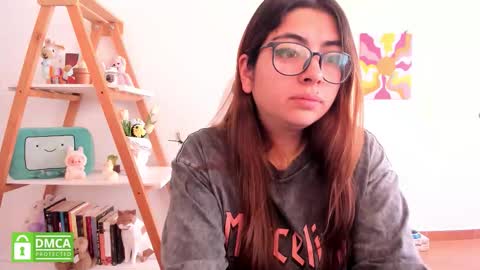 Sarah Ana Banana online show from January 8, 9:42 pm