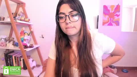 Sarah Ana Banana online show from June 5, 2:22 pm