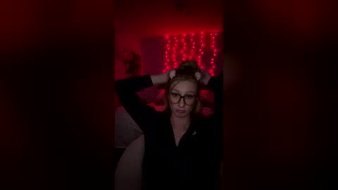 perkyyerky14 online show from March 19, 5:02 am