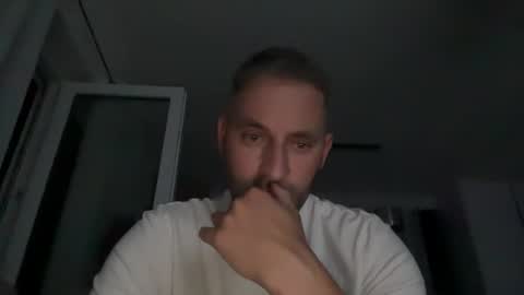 Peter19 online show from August 7, 9:46 pm