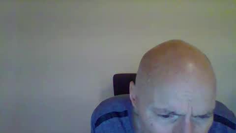 peter19599 online show from September 30, 7:46 pm