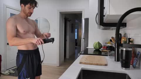 Peter Parker online show from November 9, 9:39 pm