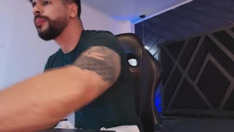 PETES EVANS new account online show from March 30, 11:16 pm