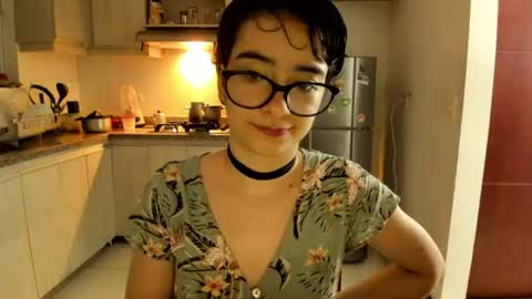 Lunna online show from June 11, 12:54 am
